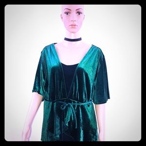 FOREVER 21 PLUS KNIT TOP